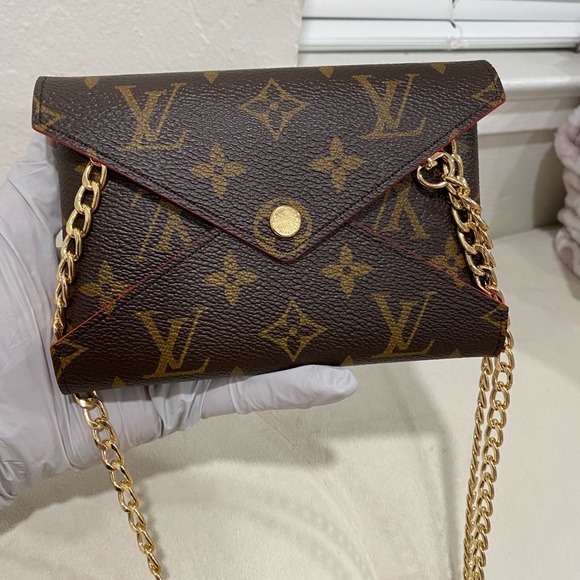 🤎❤️Louis Vuitton kirigami Meduim Pouch - Picture 8 of 13